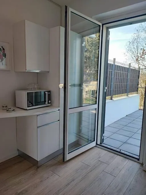 Como-Svizzera La Casa Di Betty Lurate Caccivio アパート
