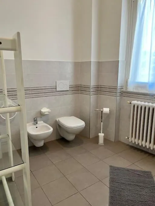 Como-Svizzera La Casa Di Betty Lurate Caccivio Apartment